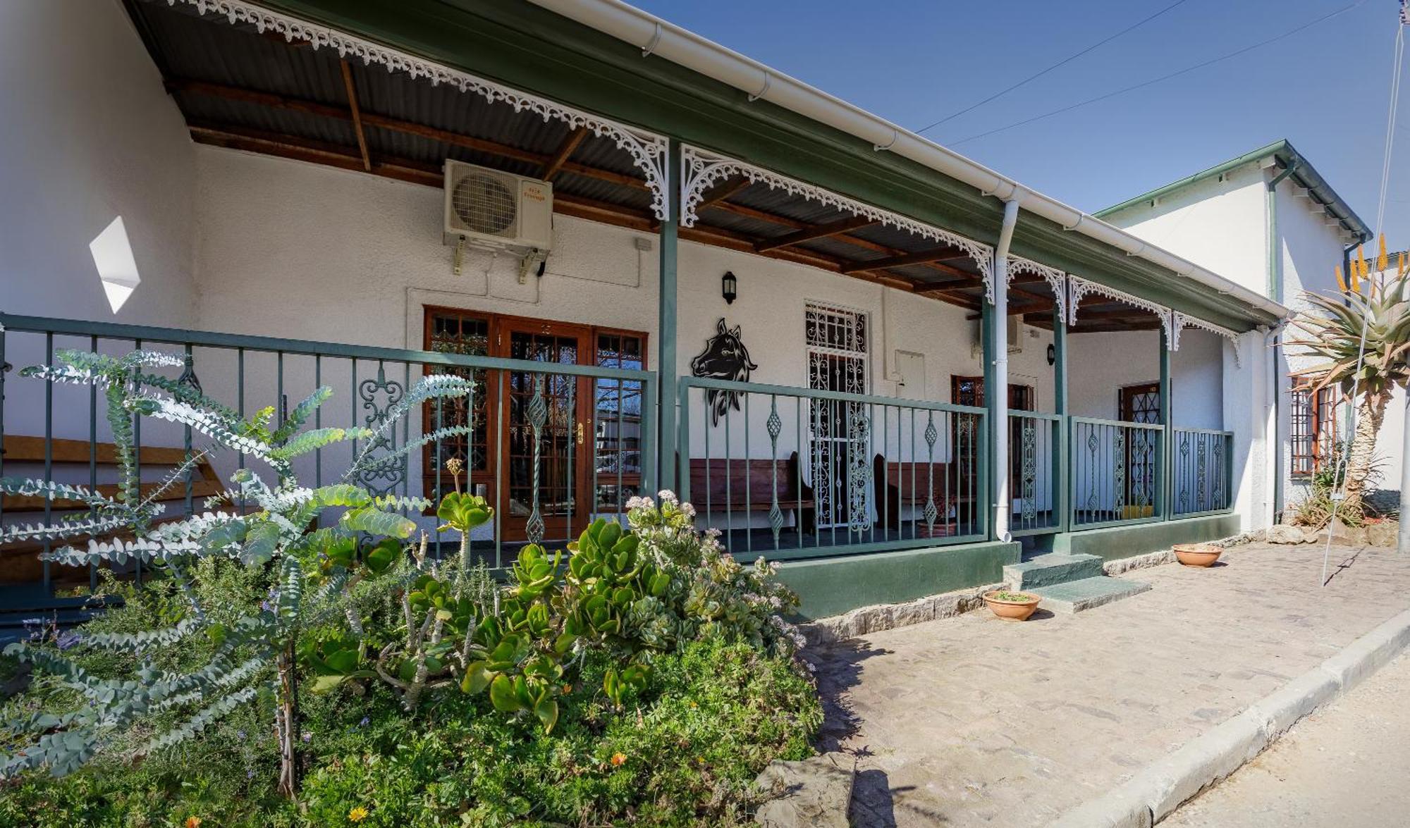 Horse And Mill Guesthouse Colesberg Bagian luar foto