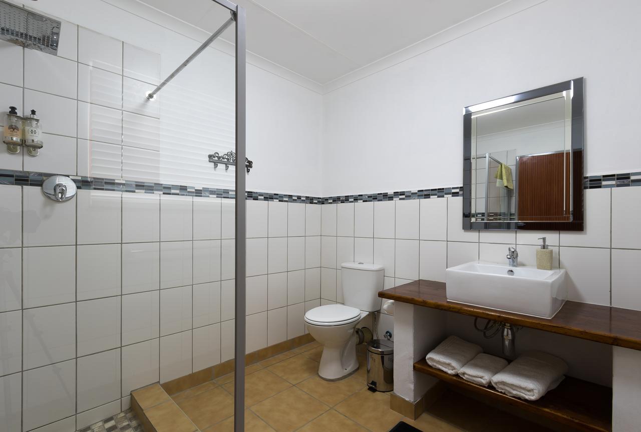 Horse And Mill Guesthouse Colesberg Bagian luar foto