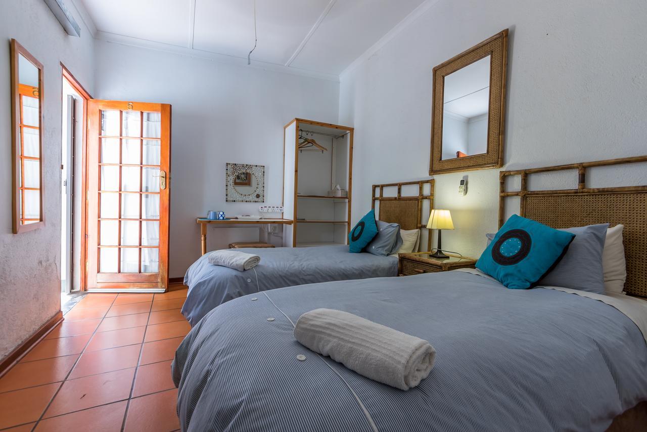 Horse And Mill Guesthouse Colesberg Bagian luar foto