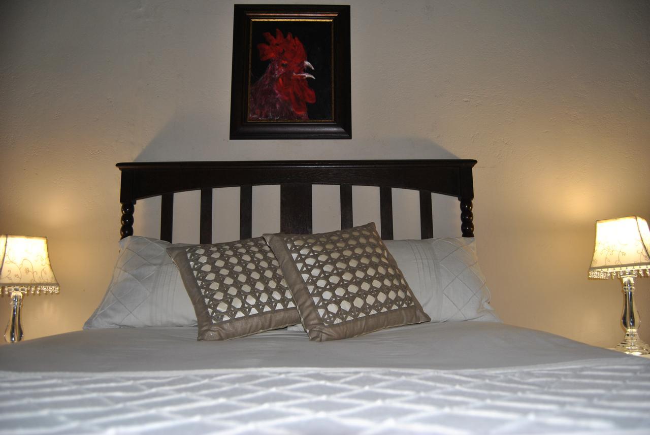 Horse And Mill Guesthouse Colesberg Bagian luar foto